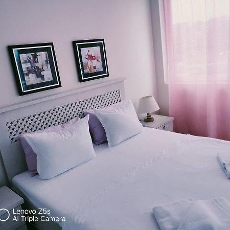 Excellent Apartment In Emberli Aparthotel. Lozenets Extérieur photo
