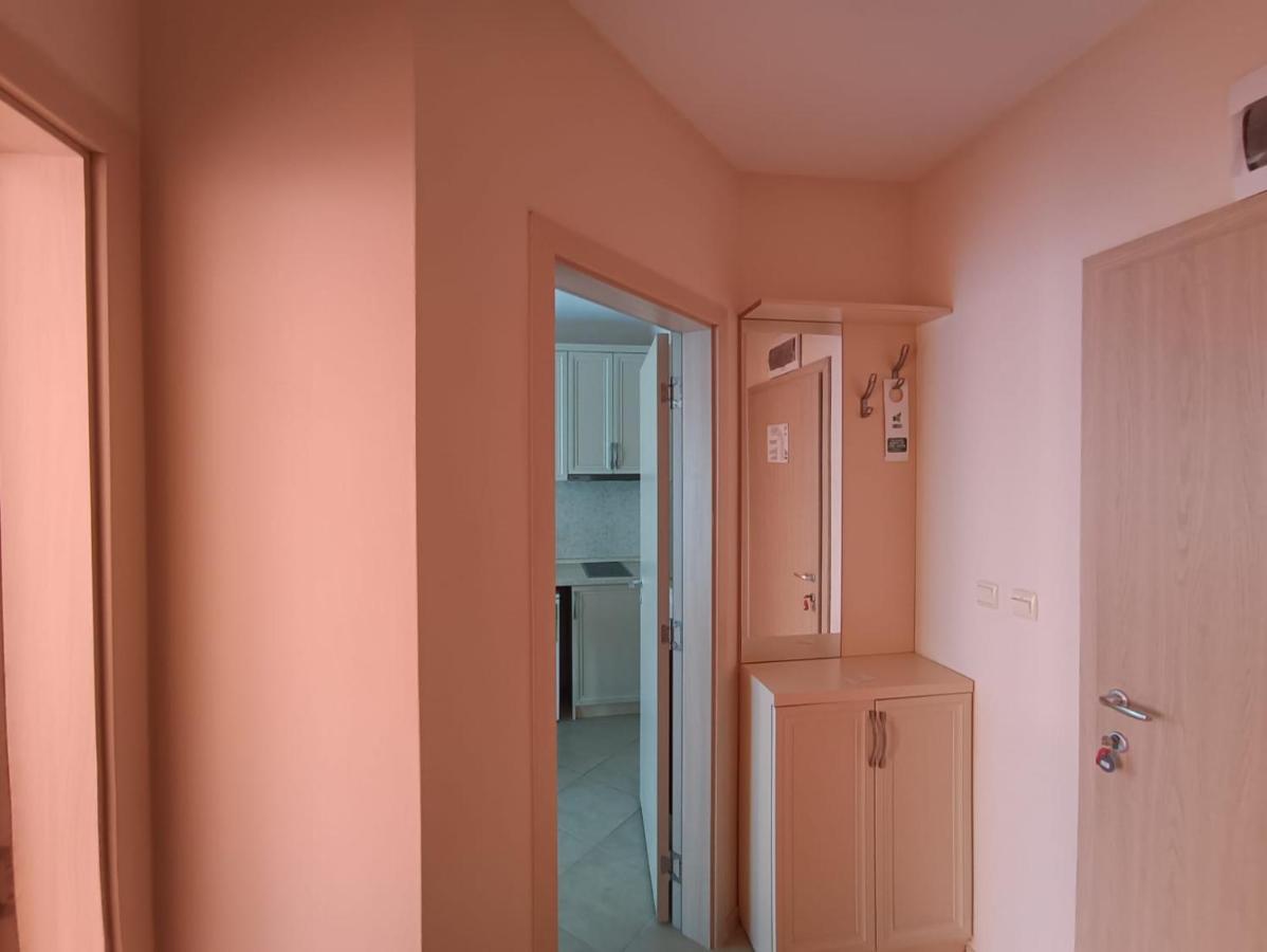 Excellent Apartment In Emberli Aparthotel. Lozenets Extérieur photo